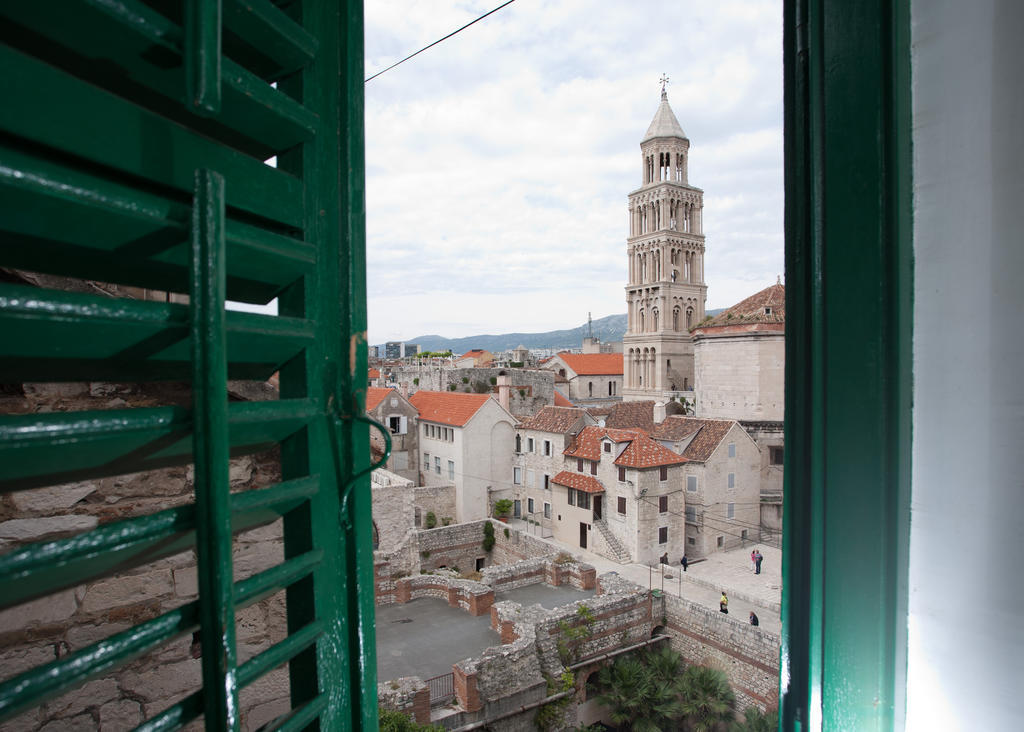Diocletian Tower - Bella Vista & Palazzo Split Phòng bức ảnh
